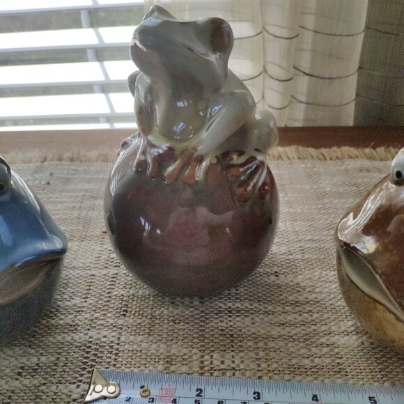 Art Pottery Figurines Set of 3, VTG Whimsical Spherical Fish Frog 6.75" - Picture 14 of 15